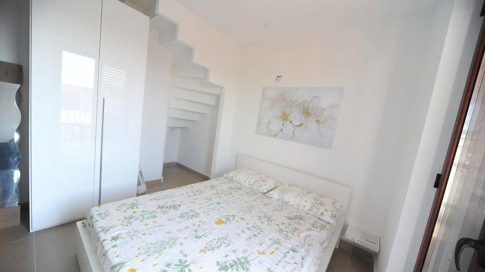 Rodia Holidays Messina Buitenkant foto